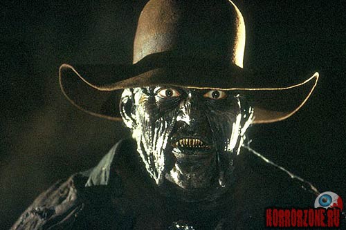 http://horrorzone.ru/uploads/movie-photos-00/jeepers-creepers-ii18.jpg