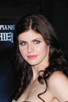 alexandra-daddario15.jpg